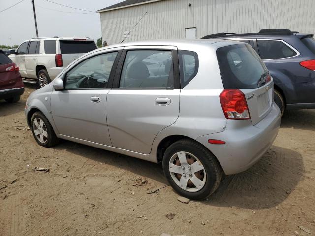 KL1TD66618B007823 - 2008 CHEVROLET AVEO BASE SILVER photo 2