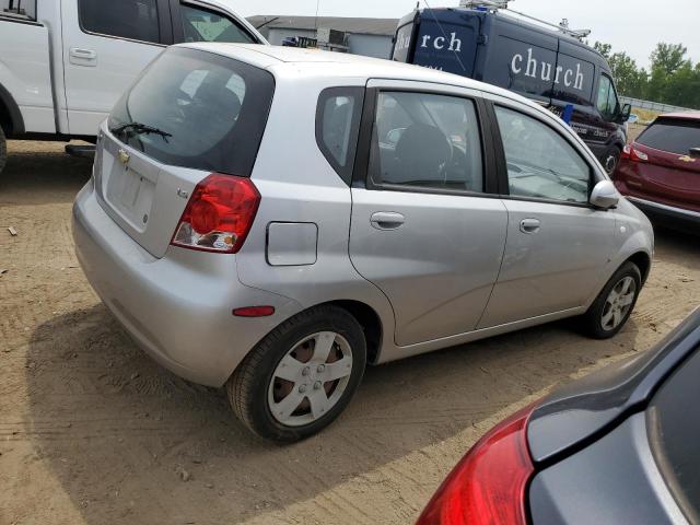 KL1TD66618B007823 - 2008 CHEVROLET AVEO BASE SILVER photo 3