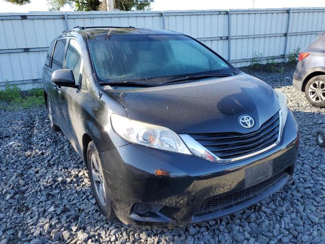 5TDKK3DC2ES411610 - 2014 TOYOTA SIENNA LE BLACK photo 4