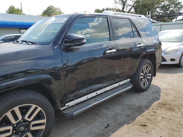 JTEBU5JR8H5459083 - 2017 TOYOTA 4RUNNER SR5/SR5 PREMIUM 黑色 照片 9