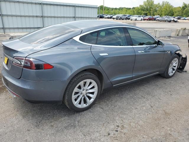 5YJSA1CN6DFP05525 - 2013 TESLA MODEL S Մոխրագույն լուսանկար 3