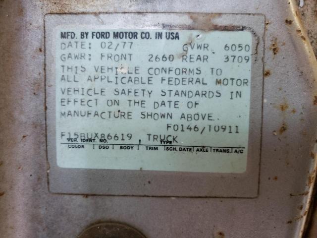 F15BUX86619 - 1976 FORD F150 SILVER photo 13