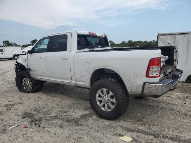 3C6UR5DL6NG110375 - 2022 RAM 2500 BIG HORN/LONE STAR WHITE photo 2
