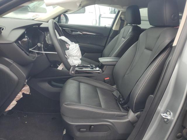 LRBFZNR41PD075648 - 2023 BUICK ENVISION ESSENCE Gümüş foto 7