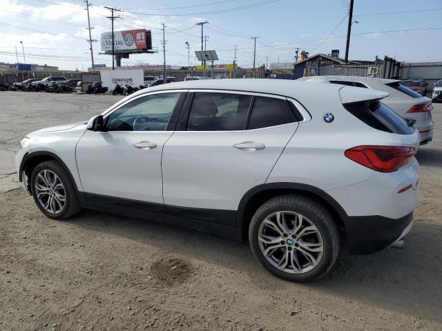 WBXYJ3C34JEJ89878 - 2018 BMW X2 SDRIVE28I WHITE photo 2
