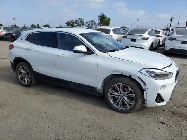 WBXYJ3C34JEJ89878 - 2018 BMW X2 SDRIVE28I WHITE photo 4