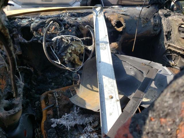 2G2WS522341218965 - 2004 PONTIAC GRAND PRIX GT2 ნაცრისფერი ფოტო 8