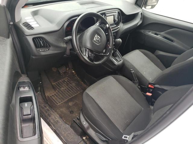 ZFBERFBB6J6L39182 - 2018 RAM PROMASTER SLT Білий фото 8