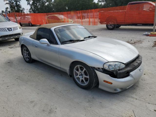 JM1NB353710201531 - 2001 MAZDA MX-5 MIATA BASE SILVER photo 4