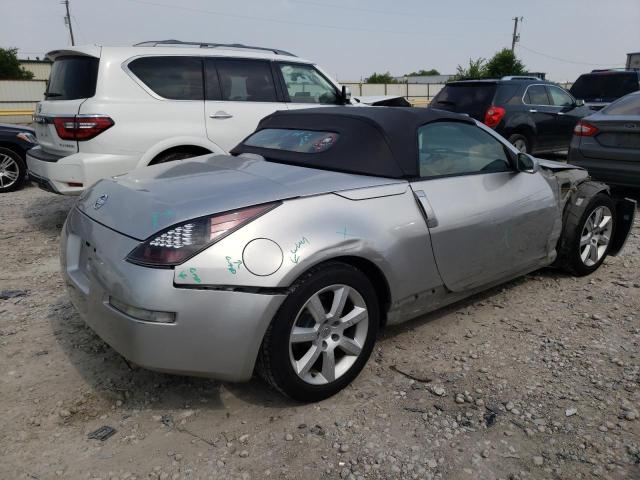 JN1AZ36D55M700637 - 2005 NISSAN 350Z ROADSTER SILVER photo 3