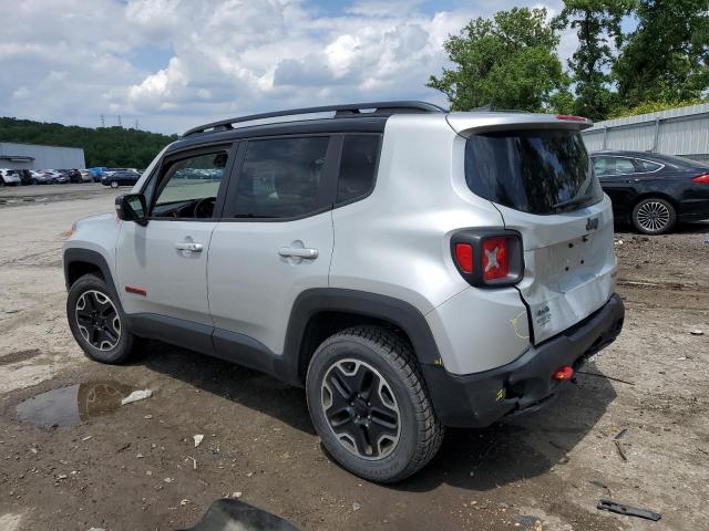 ZACCJBCT7GPE19818 - 2016 JEEP RENEGADE TRAILHAWK SILVER photo 2