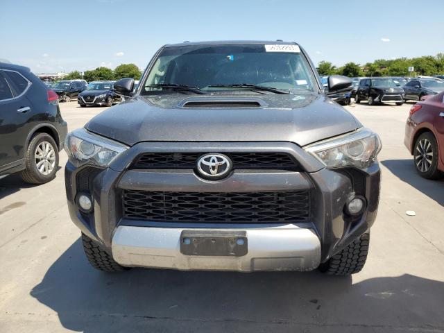 JTEBU5JR3J5489792 - 2018 TOYOTA 4RUNNER SR5/SR5 PREMIUM 灰色 照片 5