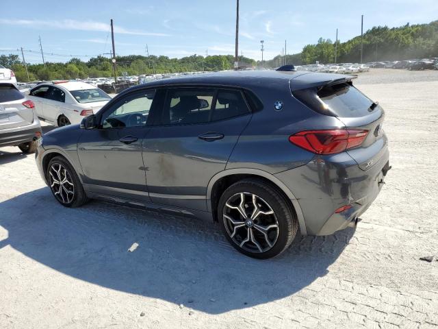 WBXYJ5C34JEF73156 - 2018 BMW X2 XDRIVE28I GRAY photo 2