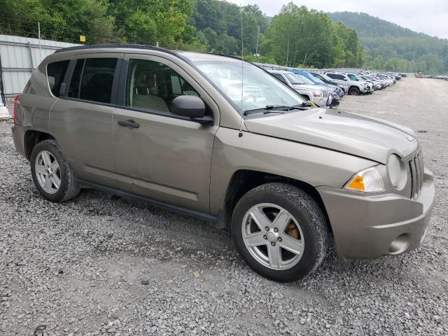 1J8FF47WX7D302904 - 2007 JEEP COMPASS TAN photo 4