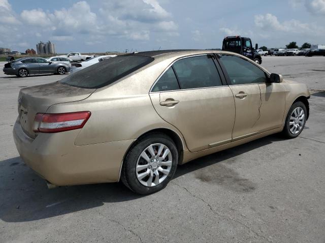 4T1BF3EK4BU620893 - 2011 TOYOTA CAMRY BASE GOLD photo 3