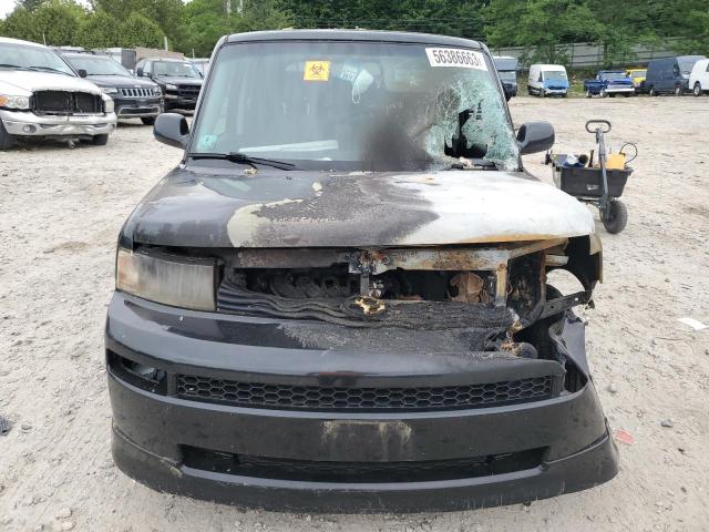 JTLKT324X64091060 - 2006 TOYOTA SCION XB BLACK photo 5