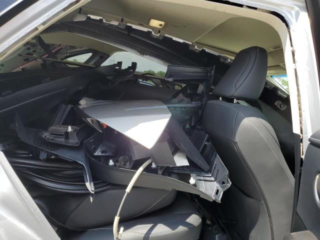 JTJYARBZXK2124345 - 2019 LEXUS NX 300 BASE 银色 照片 11