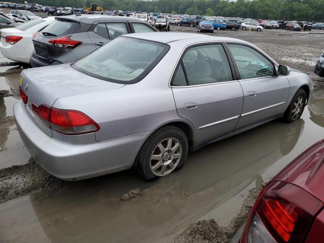 1HGCG56722A142245 - 2002 HONDA ACCORD se SE SILVER photo 3