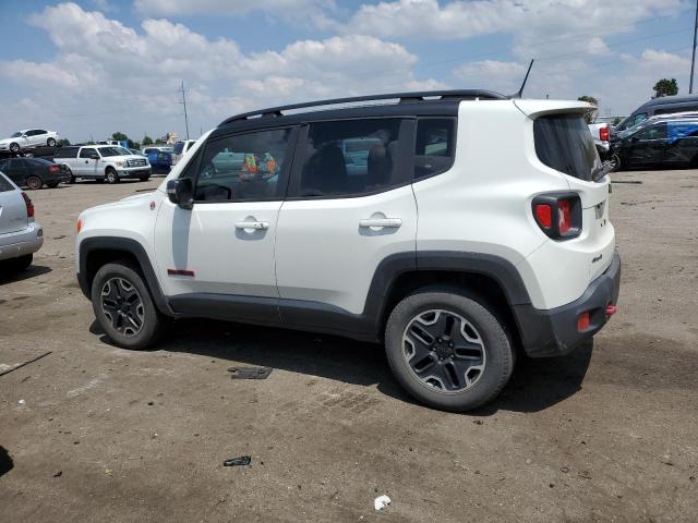 ZACCJBCT8GPC47590 - 2016 JEEP RENEGADE TRAILHAWK WHITE photo 2