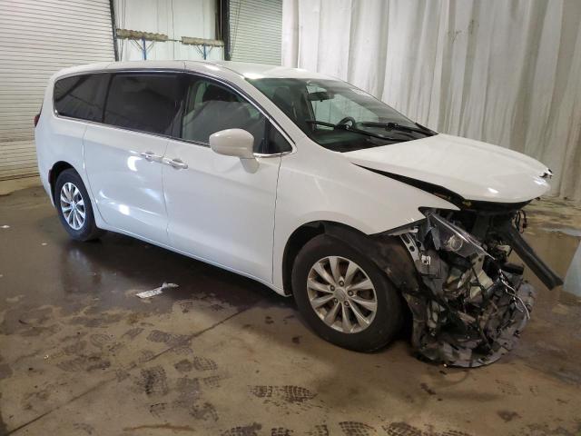 2C4RC1FG6JR322903 - 2018 CHRYSLER PACIFICA TOURING PLUS WHITE photo 4