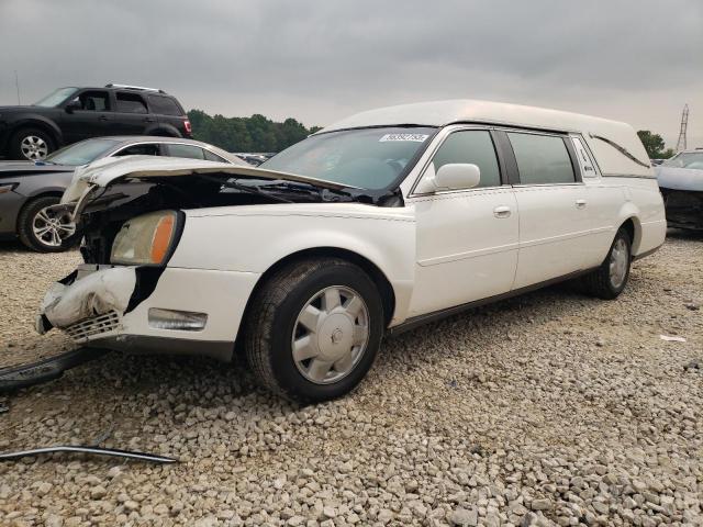 1GEEH00Y63U500060 - 2003 CADILLAC COMMERCIAL WHITE photo 1