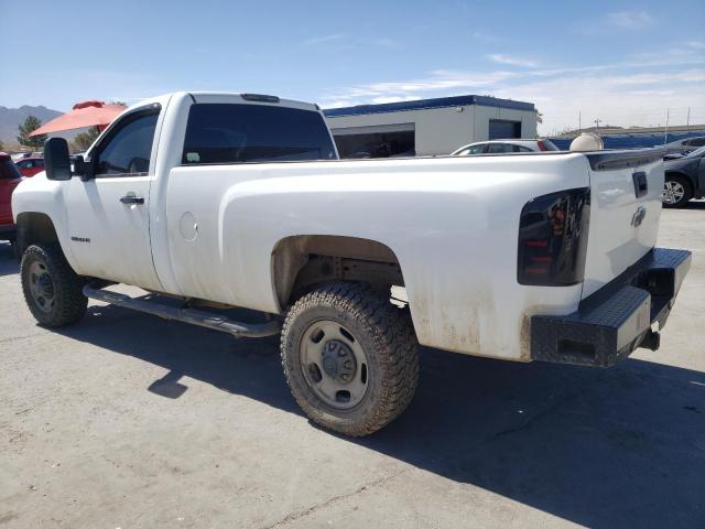 1GC0CVCG0BF208568 - 2011 CHEVROLET SILVERADO C2500 HEAVY DUTY WHITE photo 2