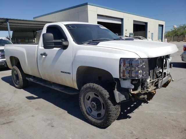 1GC0CVCG0BF208568 - 2011 CHEVROLET SILVERADO C2500 HEAVY DUTY WHITE photo 4