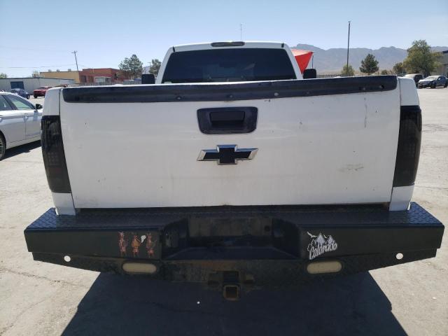 1GC0CVCG0BF208568 - 2011 CHEVROLET SILVERADO C2500 HEAVY DUTY WHITE photo 6