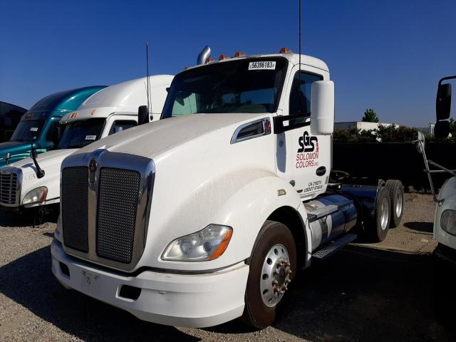 1XKYDP9X9EJ410317 - 2014 KENWORTH CONSTRUCTI T680 WHITE photo 2