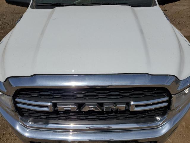 3C6UR5CL7NG439409 - 2022 RAM 2500 TRADESMAN WHITE photo 11