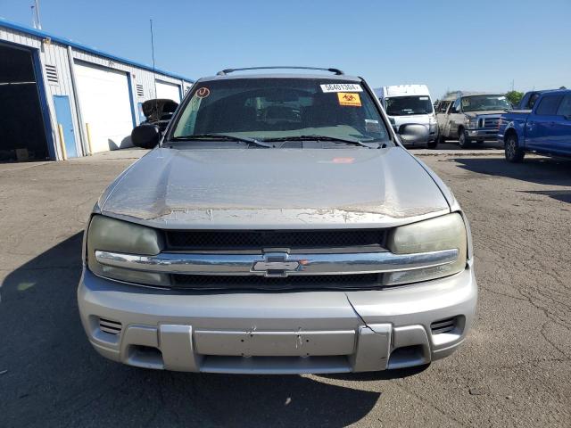 1GNDT13S842133716 - 2004 CHEVROLET TRAILBLAZE LS SILVER photo 5