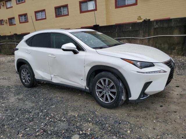 JTJYARBZ1J2113099 - 2018 LEXUS NX 300 BASE თეთრი ფოტო 4