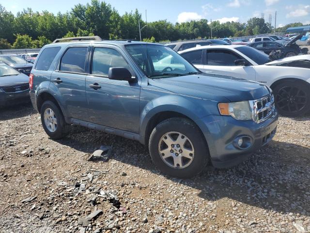 1FMCU0DG5BKC08984 - 2011 FORD ESCAPE XLT BLUE photo 4