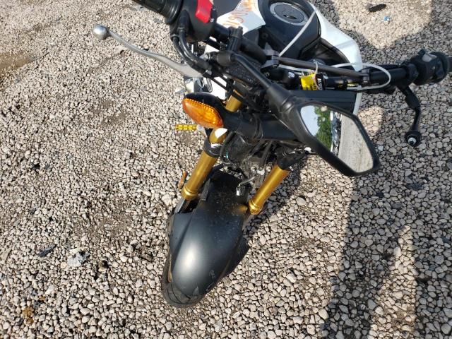 MLHJC9211N5007102 - 2022 HONDA GROM 125 WHITE photo 7