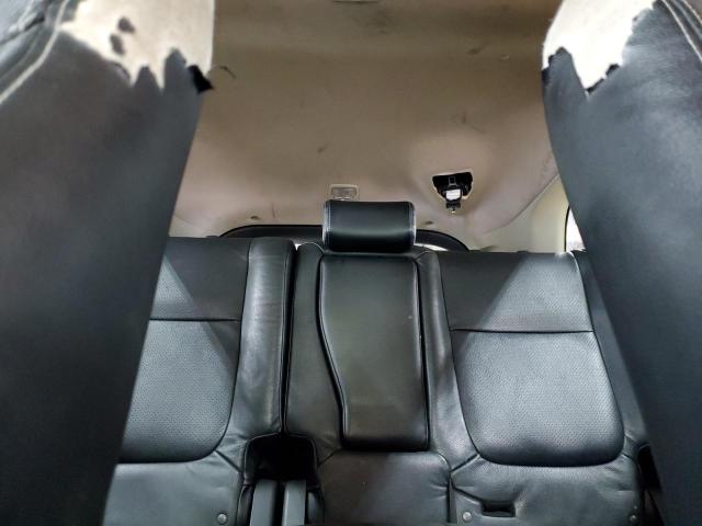 JA4AD3A32JZ068665 - 2018 MITSUBISHI OUTLANDER SE أبيض صورة 10