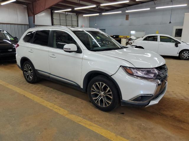 JA4AD3A32JZ068665 - 2018 MITSUBISHI OUTLANDER SE أبيض صورة 4