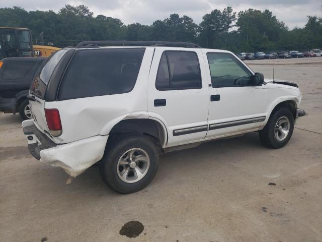 1GNCS13W5Y2305689 - 2000 CHEVROLET BLAZER WHITE photo 3