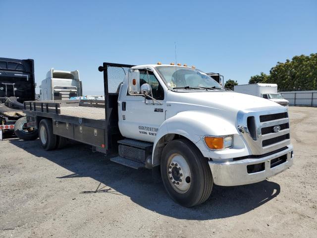 3FRWF6FA3BV557204 - 2011 FORD F650 SUPER DUTY WHITE photo 1