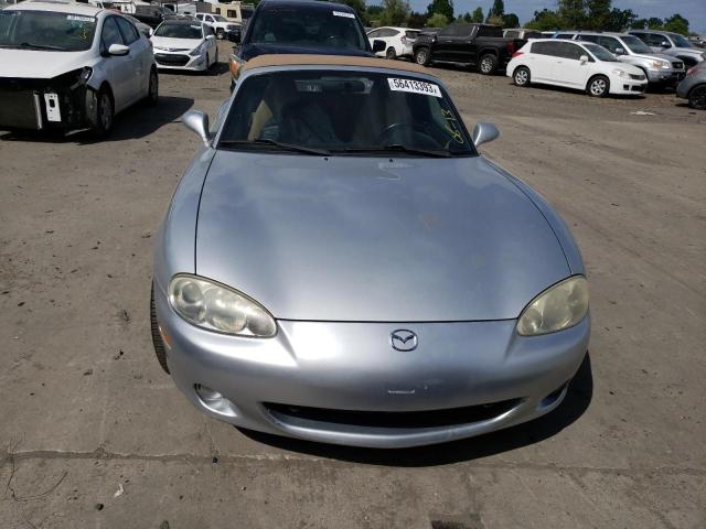 JM1NB353510202144 - 2001 MAZDA MX-5 MIATA BASE WHITE photo 5
