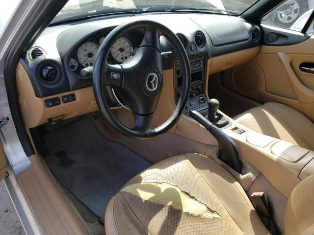 JM1NB353510202144 - 2001 MAZDA MX-5 MIATA BASE WHITE photo 8