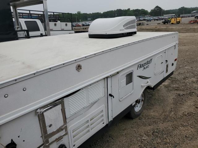 4X4CFS619GD174928 - 2016 WILDWOOD FLAGSTAFF WHITE photo 5