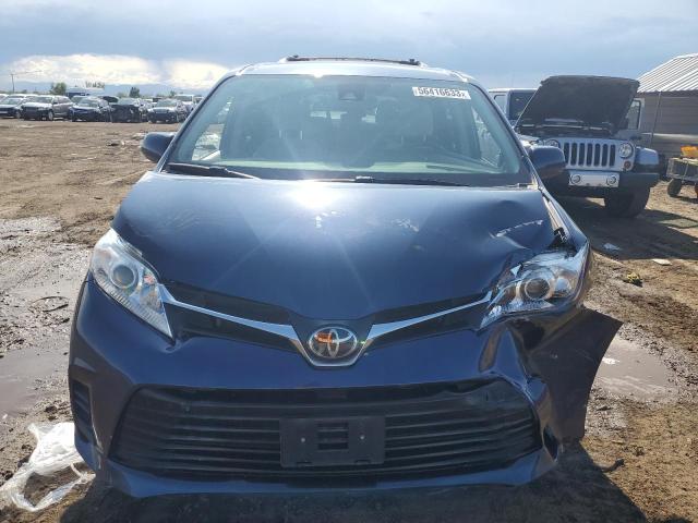 5TDKZ3DC6LS043246 - 2020 TOYOTA SIENNA LE BLUE photo 5