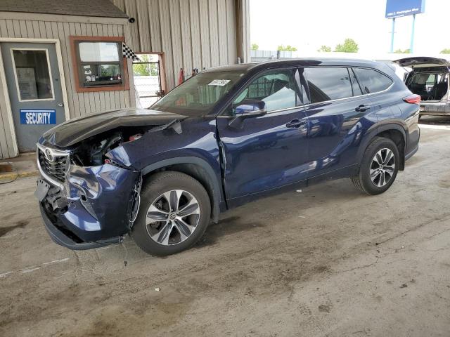 5TDGZRBH0NS181214 - 2022 TOYOTA HIGHLANDER XLE BLUE photo 1