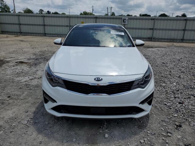 5XXGV4L26KG322308 - 2019 KIA OPTIMA SXL WHITE photo 5