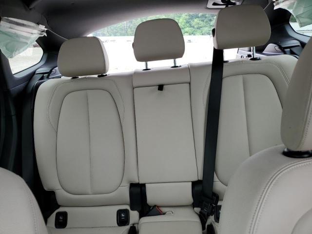 WBXHT3C36J5L33523 - 2018 BMW X1 XDRIVE28I WHITE photo 10