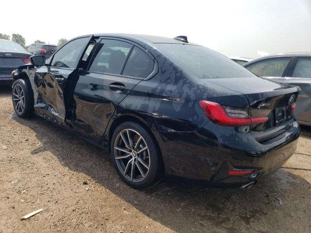 3MW5R7J53K8A04922 - 2019 BMW 330XI Czarny zdjęcie 2