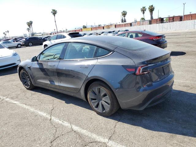 5YJ3E1EA3SF935460 - 2025 TESLA MODEL 3 GRAY photo 2