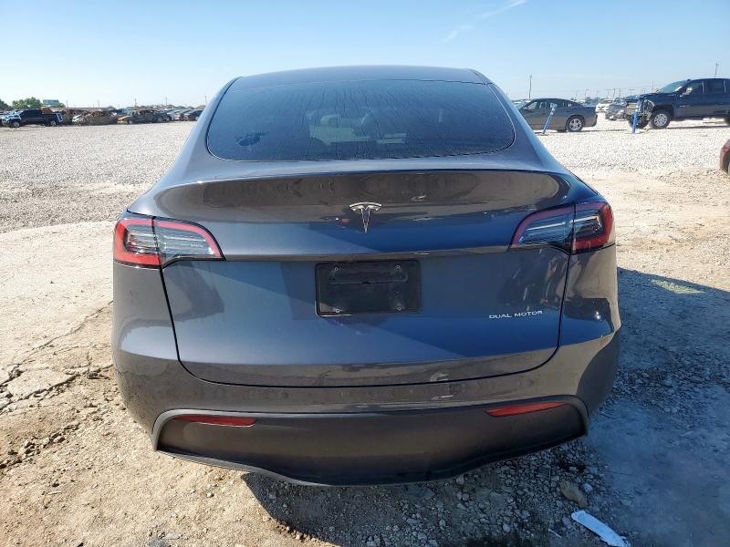 7SAYGDEE2PF885164 - 2023 TESLA MODEL Y Silber Foto 6