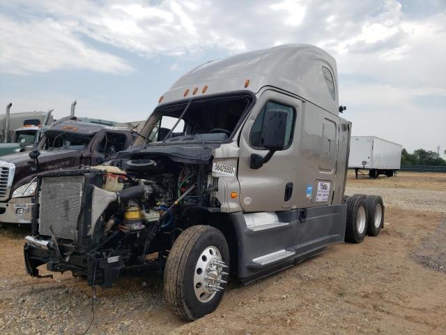 3AKGGLD58GSGU7479 - 2016 FREIGHTLINER CASCADIA 1 GRAY photo 2