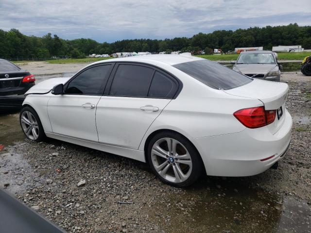 WBA3A9G53DNP35805 - 2013 BMW 335 I WHITE photo 2